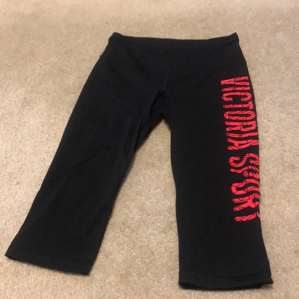 VS Capri leggings